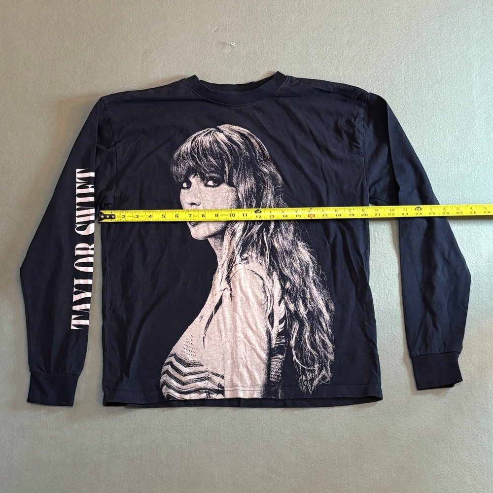 Taylor Swift The Eras Tour Long Sleeve T-Shirt Black Concert Merch Small - Picture 3 of 4